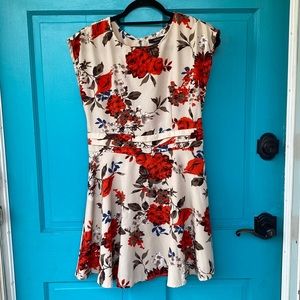 Forever 21 Dressy casual mini dress with gorgeous details!